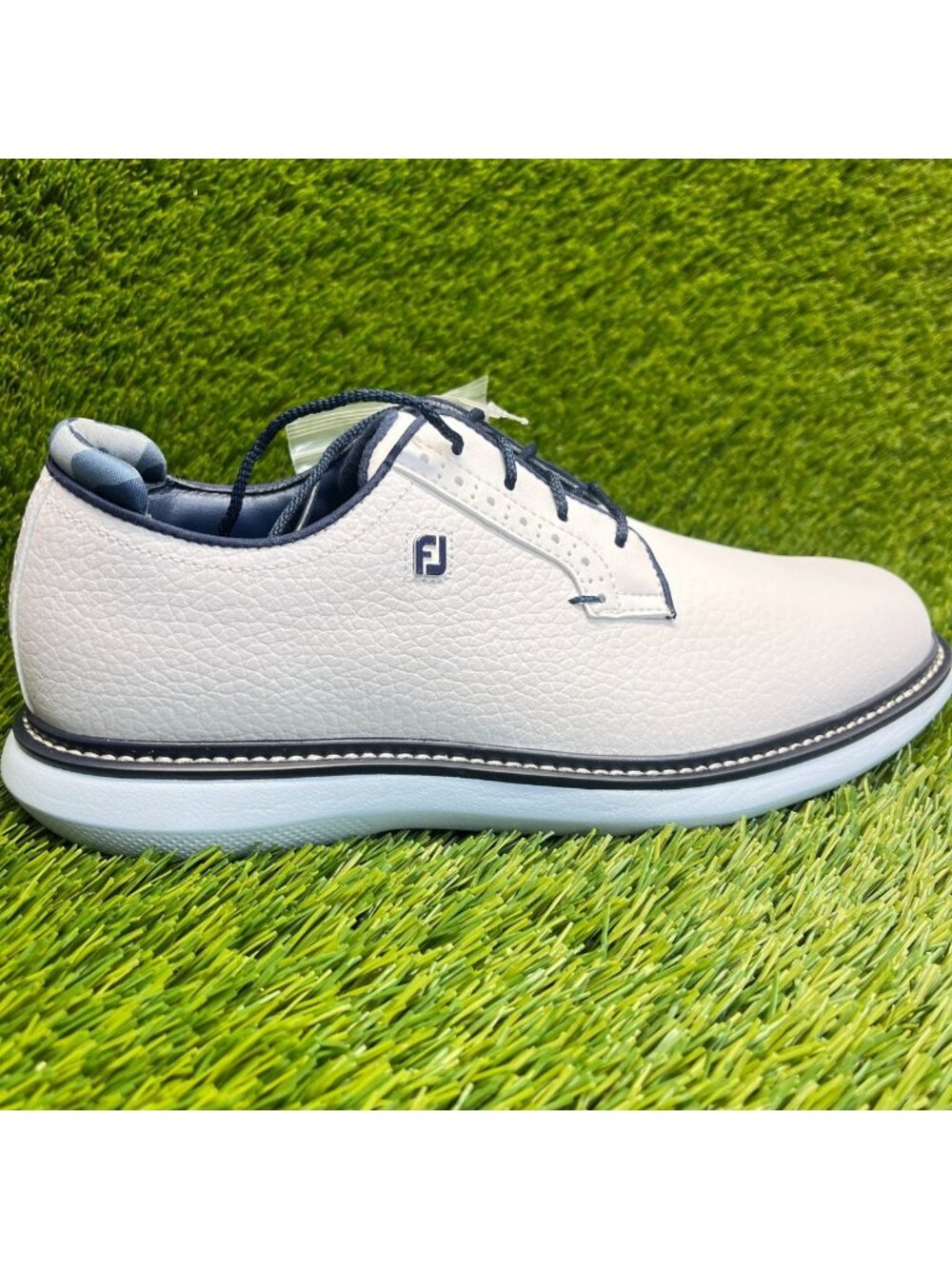 FootJoy Traditions Blucher Mens Size 7 White Blue Leather Spiked Golf Shoes